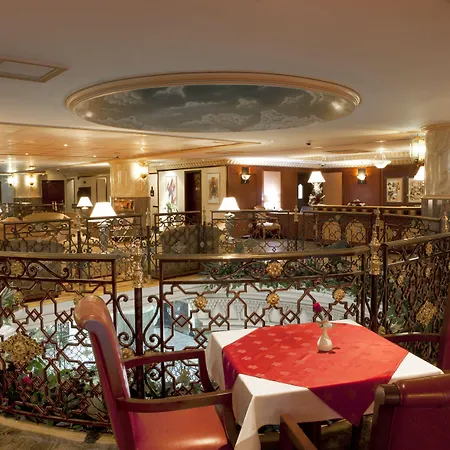 Landmark Plaza Hotel-2
